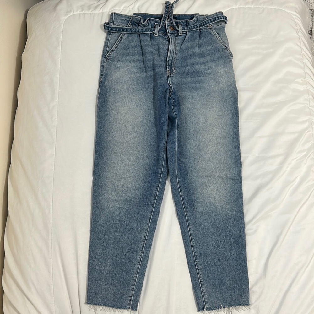 Ultra High-Rise Mom Jean